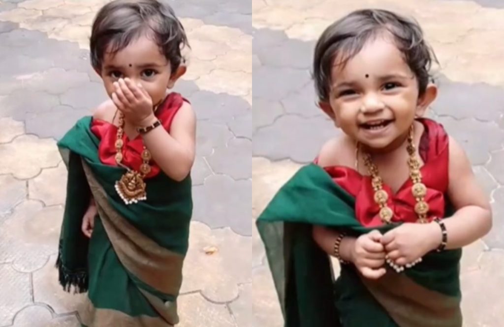Baby cute smile pose to photographer viral video