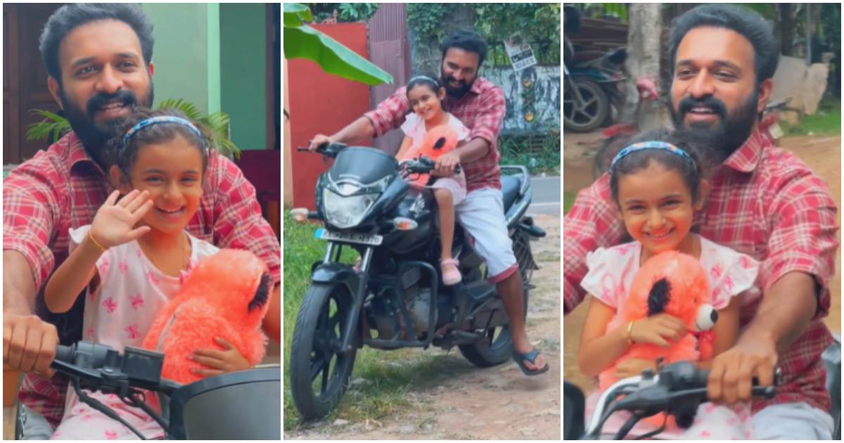 Santhwanam Sajin and Isa baby bike ride video