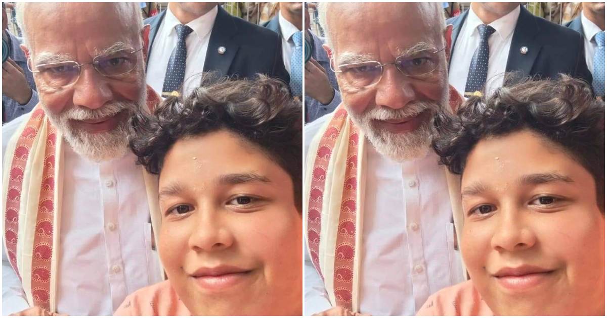 Child take selfie with Narendra Modi viral video