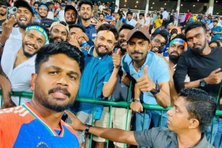 ശ്രീലങ്കയിലും കാണികൾക്ക് പ്രിയം സഞ്ജുവിനോട്, ദി പോപ്പുലർ മലയാളി ഫ്രം ഇന്ത്യ