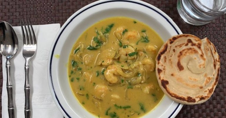 Spicy Kerala Shrimp Moilee recipe